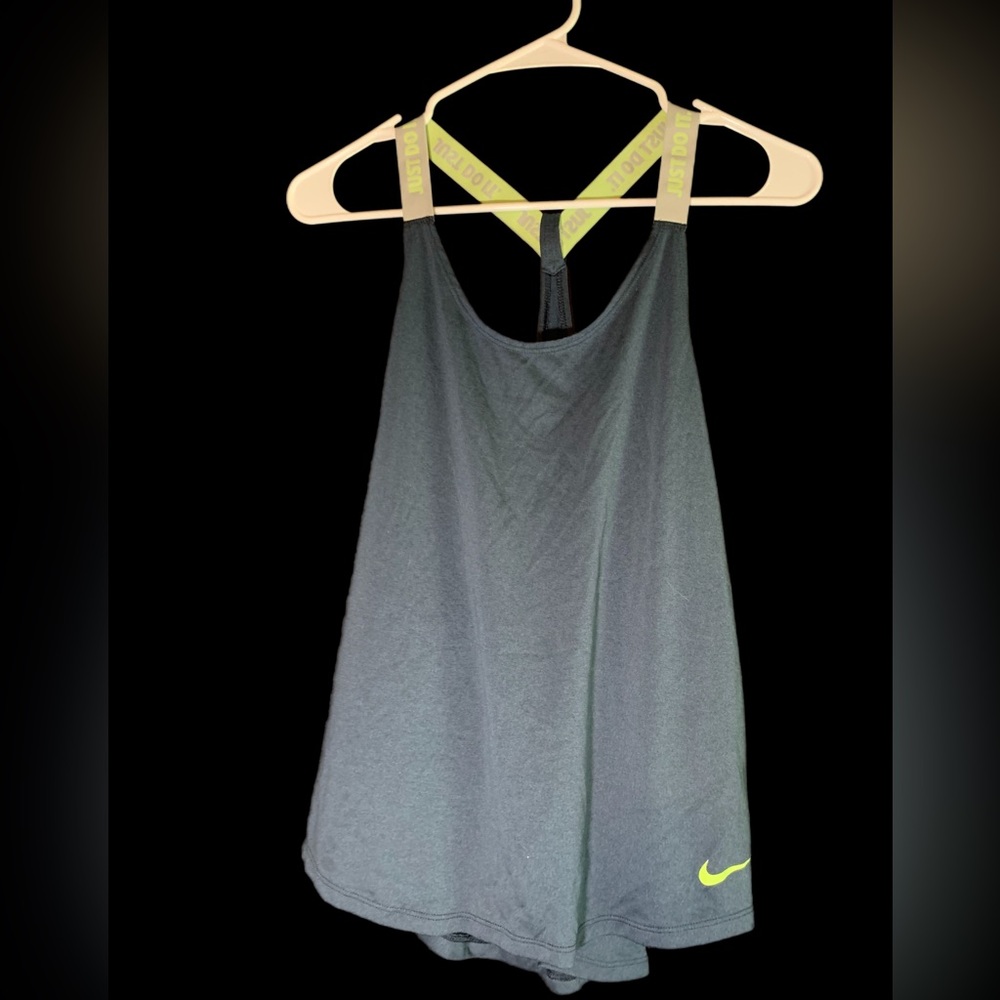 Nike just do it dri fit workout tank top women’s size medium
